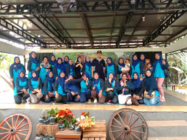 Kepala Sekolah & Guru bersama Para Wali Murid kelas 3