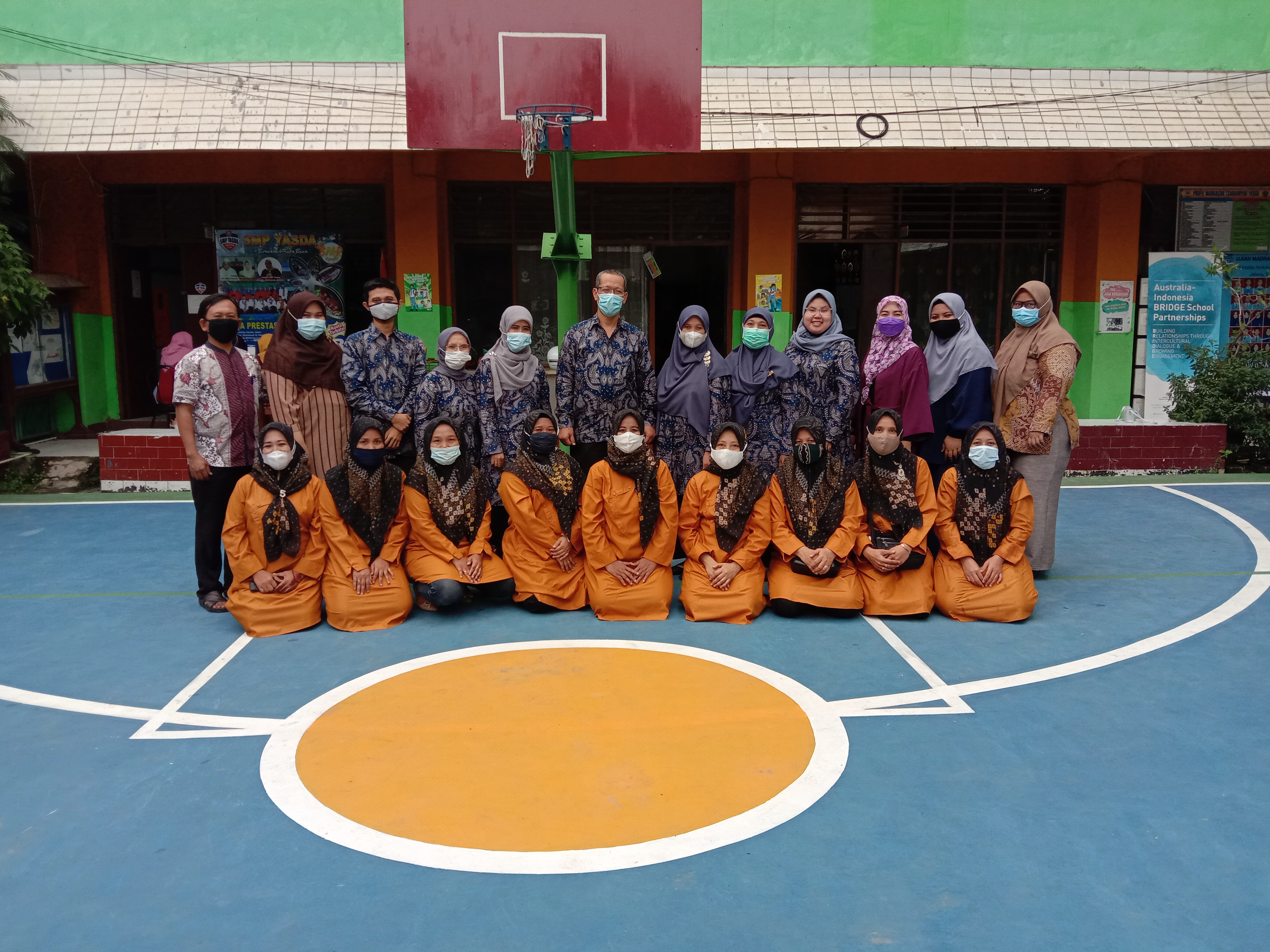 KOMPAKNYA GURU MI DENGAN KOMITE SEKOLAH KOMPAKNYA GURU MI DENGAN KOMITE SEKOLAH